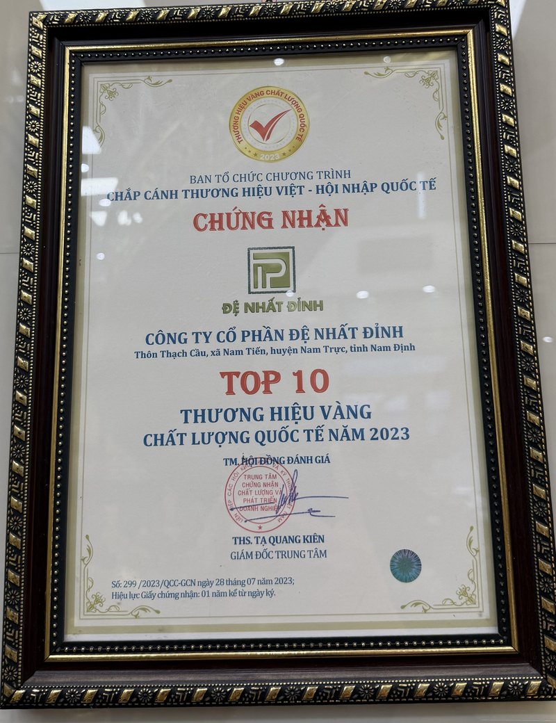 Chứng nhận Top 10 Thương hiệu Chất lượng Quốc tế 2023 của Đệ Nhất Đỉnh