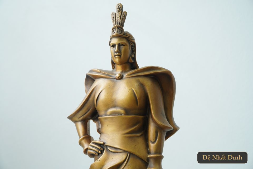 Tượng Lê Chân bằng đồng, chi tiết