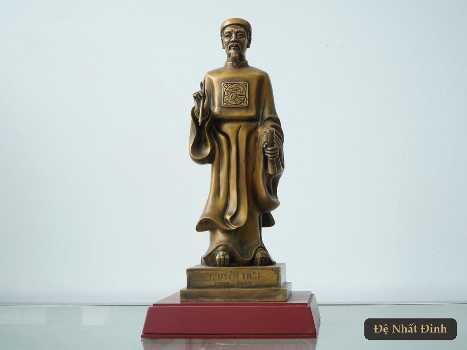 Tượng Nguyễn Trãi